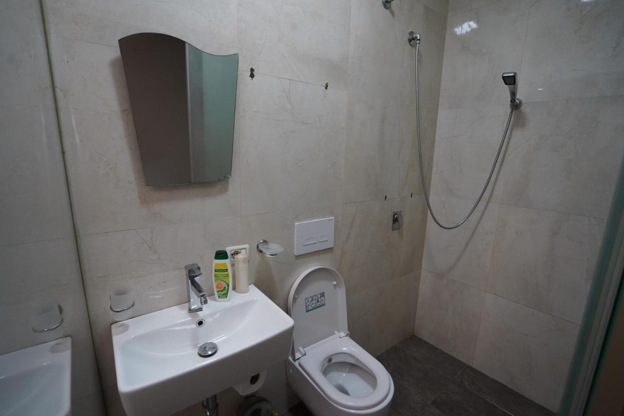 Driti Hotel Tirana Albania Экстерьер фото