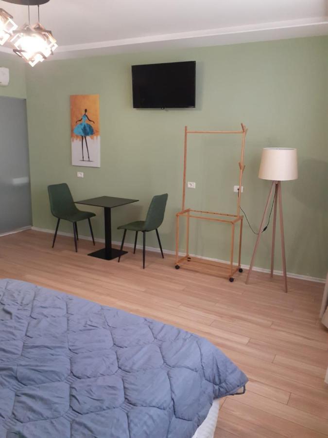 Driti Hotel Tirana Albania Экстерьер фото