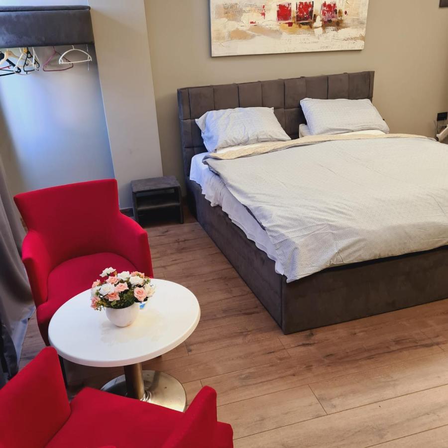 Driti Hotel Tirana Albania Экстерьер фото